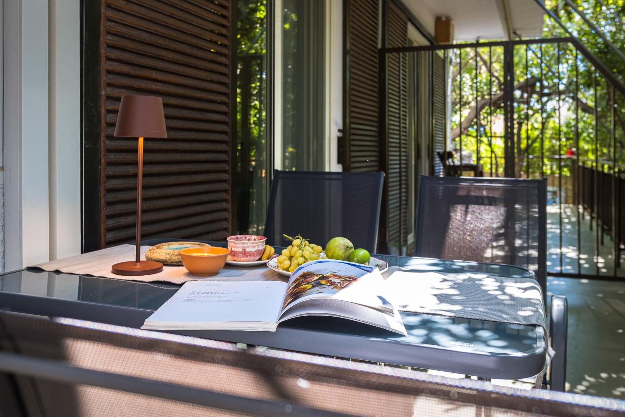 Magnificent Bnb Athens Voula ภายนอก รูปภาพ